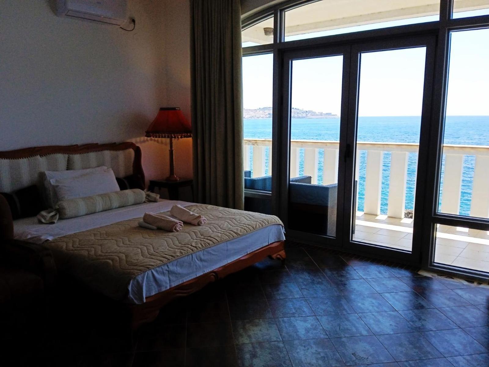 Sunset View Apartments Bar Kamer foto