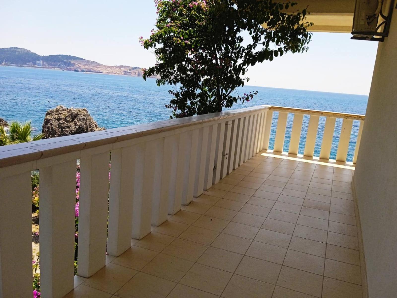 Sunset View Apartments Bar Kamer foto